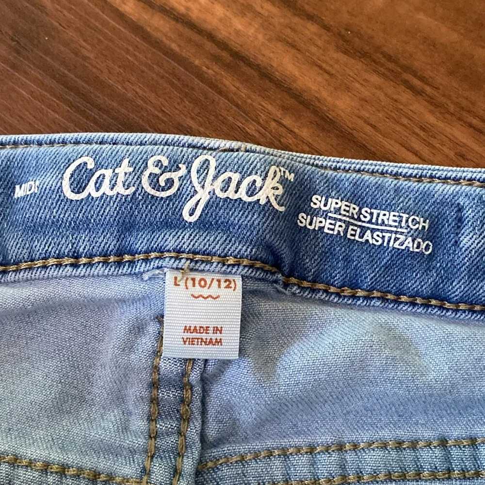 2 Pairs Cat & Jack Jean Shorts - Picture 6 of 8